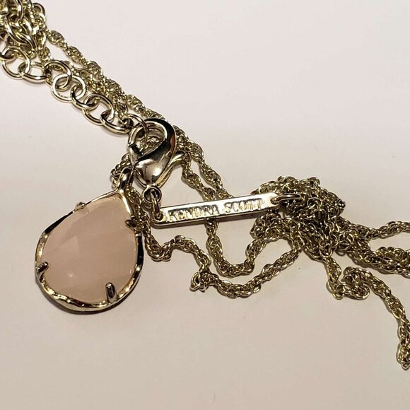 Kendra Scott Kiri Necklace Rose Pink Quartz Stone - Picture 4 of 5